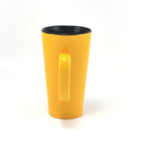 Mug à latte en grès de 480 ml (17 oz) – Extérieur jaune vif, intérieur noir – Grande capacité – Idéal pour l'impression de logo personnalisé