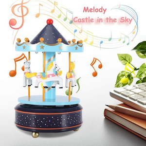 Vente en gros de boîte à <span class=keywords><strong>musique</strong></span> rétro en plastique manège rotatif château de chevaux <span class=keywords><strong>dans</strong></span> <span class=keywords><strong>le</strong></span> <span class=keywords><strong>ciel</strong></span> thème pour cadeaux d'anniversaire de Noël - Product Image 3