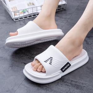 Claquettes antidérapantes à bout ouvert en EVA pour couple, épaissies, rouges, pour hommes et femmes, idéales pour l'été, les fêtes, l'intérieur, haut de gamme, pour fiançailles et dîner de mariage - Product Image 5