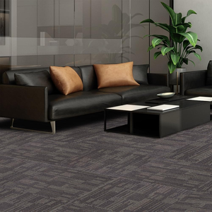Dalles de moquette commerciales modulaires en gros directement de l'usine, moquette de sol de <span class=keywords><strong>bureau</strong></span> moderne, support en bitume, dalle de moquette de <span class=keywords><strong>bureau</strong></span> grise - Product Image 3
