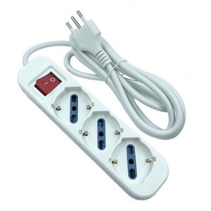 Multiprise Schuko 3 voies avec interrupteur, câble de 1,8 m, blanc - Product Image 3