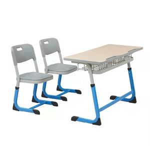 Muebles ajustables para <span class=keywords><strong>el</strong></span> aula Escritorio escolar y silla 2 Estudiantes Universidad Escritorio escolar doble Escritorio escolar de madera de acero - Product Image 3