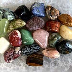 Best Quality Non Dyed High Grade Gemstone Tumbled Stones Healing Feng Shui Wholesale Handmade Portable Decoration - Product Image 1