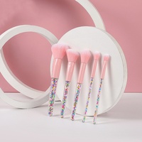 Ensemble de pinceaux de maquillage professionnels portables personnalisables en 7 pièces, fibres synthétiques, manche en plastique, pour blush, poudre libre et fards à paupières