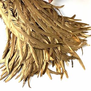 Plumas de <span class=keywords><strong>Gallo</strong></span> Pintadas en Oro Metálico de 40-45 cm al por Mayor para Diseño de Disfraces de Carnaval - Product Image 5