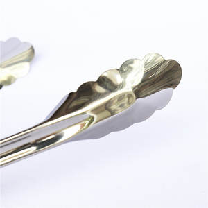 Pinces de barbecue en acier inoxydable de 12 pouces, résistantes à la chaleur, outil de retournement durable pour la cuisson sur grillades en extérieur - Product Image 3