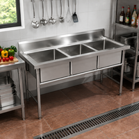 Évier utilitaire commercial à trois compartiments, 3 bacs profonds avec pieds croisés, dosseret, pieds réglables, pour usage en cuisine