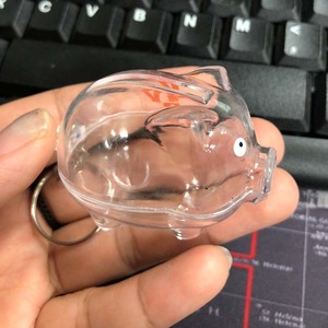 Llaveros de cerdito de plástico transparente personalizados con marca, para regalo bancario, con monedero y anillas para llaves - Product Image 2