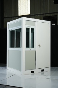 Casetta <span class=keywords><strong>di</strong></span> <span class=keywords><strong>Guardia</strong></span> Prefabbricata Mobile Veloce e Facile da Montare e Spostare, Design Modulare Sicuro, Robusto e Stabile, Cabina per Controllo Pedaggi - Product Image 4