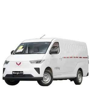 2024 Cargo Wuling Yangguang New Pure Electric Van Commercial Car Transporting 4-wheel Electric Car Driving At High Speed
