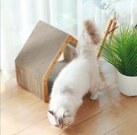 Griffoir vertical pour chat de style cabane, couleur grain de bois, vente en gros d'articles pour animaux de compagnie