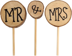 Mr and Mrs Chic Rustic Wedding Cake Topper Decoración <span class=keywords><strong>de</strong></span> pastel <span class=keywords><strong>de</strong></span> madera natural <span class=keywords><strong>para</strong></span> suministros <span class=keywords><strong>de</strong></span> fiesta promocionales - Product Image 1