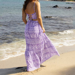 Robe longue plissée à bretelles avec découpes, imprimé hawaïen, personnalisée OEM, en rayonne 100% douce de haute qualité - Product Image 3
