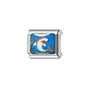 สร้อยข้อมือธีมมหาสมุทร ลายฉลามและเพนกวิน ทำจากสแตนเลสชุบทอง ดีไซน์แบบโมดูลาร์ เหมาะสำหรับทุกเพศ ใช้ประกอบเองได้ เป็นของขวัญ - Product Image 5