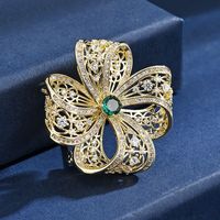 Bros Bunga Tembaga Zirkon Gaya Retro Prancis untuk Wanita, Aksesori Setelan Mewah nan Unik, Perhiasan Pin yang Eksklusif