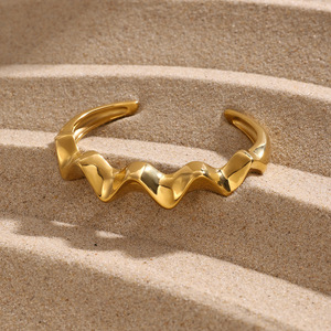Di nuova progettazione di tendenza di personalità 18k <span class=keywords><strong>oro</strong></span> in acciaio inox apertura braccialetto di moda onda bracciale per le donne - Product Image 1