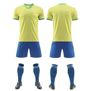 Spécialisés dans les uniformes de football complexes, la personnalisation n'est pas difficile – il s'agit juste de posséder la bonne mentalité. - Product Image 4