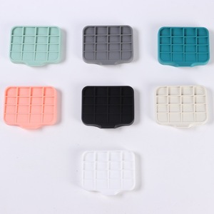 Tapis anti-éclaboussures multifonctionnel en silicone pour robinet, cuisine et salle de bain, avec égouttoir amélioré et porte-savon intégré - Product Image 4