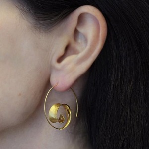 Orecchini a Spirale Rotonda con Foglie per Donna, Gioielli di Moda Moderna - Product Image 4