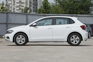 รถยนต์มือสอง Volkswagen <span class=keywords><strong>Polo</strong></span> Plus ปี <span class=keywords><strong>2024</strong></span> เครื่องยนต์ 1.5 ลิตร เกียร์อัตโนมัติ หลังคาพาโนรามิก ประหยัดน้ำมัน 5.9 ลิตร รถแฮทช์แบ็กขนาดกะทัดรัด เหมาะสำหรับใช้งานในเมืองแอฟริกา - Product Image 5
