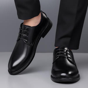 Chaussures en cuir décontractées et habillées pour hommes, style britannique, 2026, semelle souple, rehaussement discret, pour jeunes et travail - Product Image 2