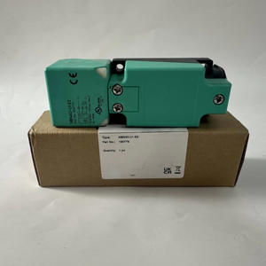 Sensor Inductivo Original Nuevo y Genuino NBN40-U1-E2 con Rango de Detección de 1-5 mm, 24 V, 36 W - Product Image 1