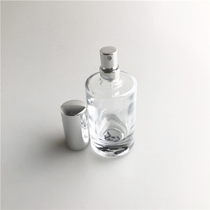 Vial de vidrio transparente portátil de 50ml Botella de perfume de muestra vacía con tapón de rosca Precio bajo Forma de cilindro de venta - Product Image 6