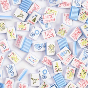 Exclusivas fichas de mahjong estilo americano de tamaño estándar con diseño de lazo personalizado, acabado mate acrílico pulido a mano, Miss Darling - Product Image 4