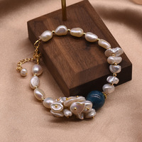 Bracelet en perles d'eau douce en grappe, design multi-perles, déclaration de mode, charme unique, bijoux pour événements festifs, bracelet en perles