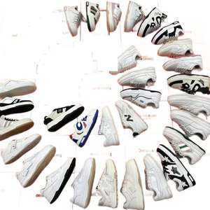 أحذية ركض للرجال والنساء مخزون بيع بالجملة تخليص التجارة الخارجية أحجام مختلطة ملابس الشارع ارتفاع متزايد - Product Image 5