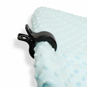 คลิปหนีบรถเข็นเด็ก2ชิ้นตัวหนีบเพื่อเกี่ยวผ้ามัสลินและผ้าคลุมของเล่นคลิปหนีบผ้าห่มคลิปคลุมเบาะรถยนต์คลิปพลาสติกอเนกประสงค์ - Product Image 1