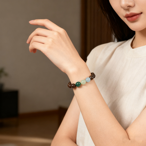 Рождественский подарок: элегантный браслет из зеленого аметиста с гравировкой в изысканной коробке. Другие изделия из кристаллов. - Product Image 5