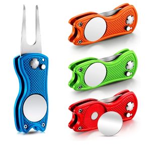 Outil de réparation de divot de golf en acier inoxydable avec bouton magnétique, outil de divot de marqueur de balle pour les prix de golf des golfeurs - Product Image 1