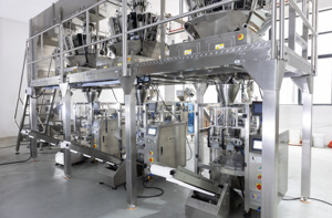 Máquina automática de envasado de dulces suaves, frutos secos, aperitivos, bolsas pequeñas, pesadora multicabezal, línea de producción de envasado de arroz Vertical - Product Image 6