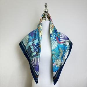 Lucky Fabric Custom 14momme <strong>Silk</strong> Square 65*65cm <strong>Scarf</strong> Jacquard Woven Digital Print <strong>Silk</strong> Luxury <strong>Scarf</strong> <strong>Women</strong> OEM Manufacturer - Product Image 2