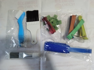 Brosse de nettoyage pour climatiseur, peigne à ailettes, outil de réparation de condenseur, brosse de nettoyage pour climatisation automobile, kit cadeau - Product Image 4