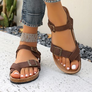 Les nouvelles <span class=keywords><strong>sandales</strong></span> à talons compensés rétro 2025 pour femmes sont des <span class=keywords><strong>sandales</strong></span> à semelles épaisses à la mode et à la mode - Product Image 5