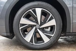 Nouvelle Volkswagen <span class=keywords><strong>Polo</strong></span> Plus Facelift 2026 1.5L 113CV 6AT Automatique Traction Avant Toit Ouvrant Électrique Capteurs de Stationnement SUV VW Voitures Neuves à Vendre - Product Image 6