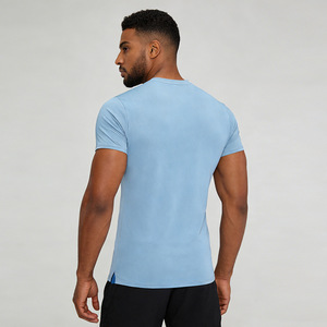 T-shirt Sportiva da Uomo in Poliestere e Spandex, Asciugatura Rapida, Traspirante, Personalizzabile, per Palestra, Allenamento e Fitness - Product Image 2