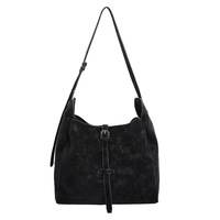 Sac fourre-tout rétro tendance pour femme, collection automne 2025, grande capacité, polyvalent, luxe léger, sac à bandoulière contrasté