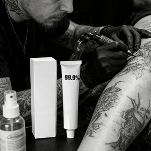 Exclusiva Crema para Tatuajes Línea 2025, Indolora, 99.9%, Colección de Equipos para Tatuajes, Esenciales Profesionales para el Cuidado Posterior del <span class=keywords><strong>Tatuaje</strong></span> para Artistas - Product Image 1