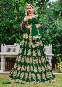 Heavy Velvet with Fancy Dori Work y Stone Work Lehenga Choli para novia disponible a precio mayorista - Product Image 2