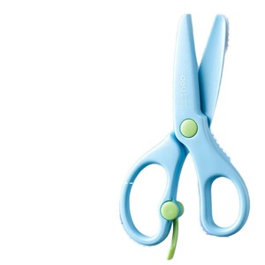 กรรไกรเด็กเดลี่ 6 นิ้ว ปลายมน ปลอดภัยสำหรับเด็ก ใช้ในโรงเรียน - Product Image 5