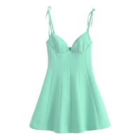 Robe Bretelles Courte Sans Manches Slim Respirante en Tissu Naturel Uni avec Nœud Décoratif pour Femme – Collection Printemps-Été 2025