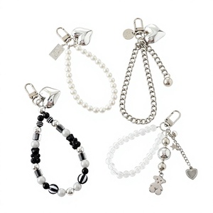 Cadena de Perlas Personalizada para Teléfono, Colgante, Llavero, Amuleto de Corazón y Oso, Decoración para Teléfono Móvil para iPhone - Product Image 4