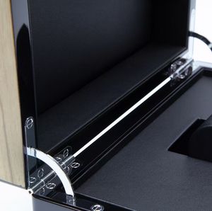 Reloj de Madera Rectangular Personalizado, Hecho a Mano, Ecológico, de Alta Calidad, con Logotipo Grabado, Venta al por Mayor, Reloj Individual con Correa de Cuero de Gamuza - Product Image 6