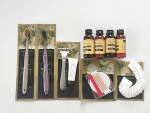 Set <span class=keywords><strong>de</strong></span> Artículos <span class=keywords><strong>de</strong></span> Baño <span class=keywords><strong>de</strong></span> Lujo Ecológicos para Hotel, Bolsa Dorada, Logotipos Personalizables, Artículos <span class=keywords><strong>de</strong></span> Aseo Desechables, Spa, Habitación <span class=keywords><strong>de</strong></span> Huéspedes - Product Image 3