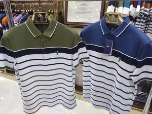 Polo da Uomo Personalizzate OEM con <span class=keywords><strong>Righe</strong></span> <span class=keywords><strong>Rosse</strong></span> e Colletto, Vendita all'Ingrosso - Product Image 2