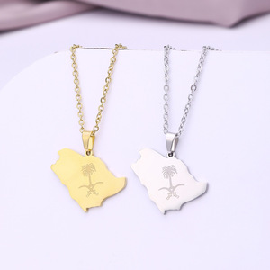 Vente en gros à prix d'usine Collier en acier inoxydable épée croix <span class=keywords><strong>carte</strong></span> et emblème d'Arabie saoudite collier épée croix - Product Image 4