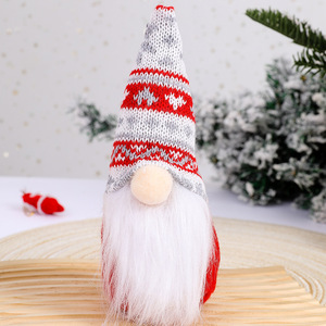 Adorno navideño de gnomo sin rostro con gorro tejido de copo de nieve, figura de peluche rellena para decoración de mesa navideña en el hogar. - Product Image 2